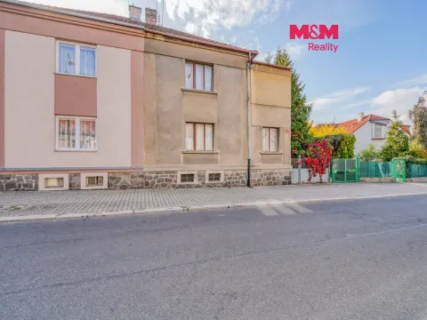 Prodej rodinného domu, Plzeň - Doubravka, Na Kovárně, 151 m2