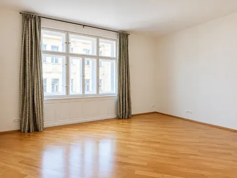 Pronájem bytu 4+1, Praha - Nové Město, 100 m2