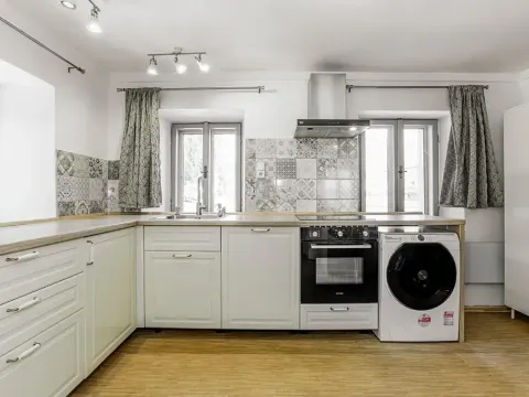 Pronájem bytu 2+1, Kaplice, 48 m2