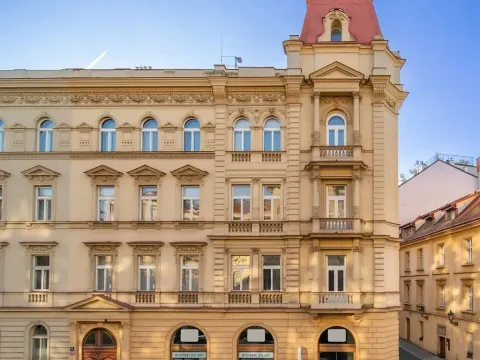 Pronájem kanceláře, Praha - Nové Město, Klimentská, 228 m2